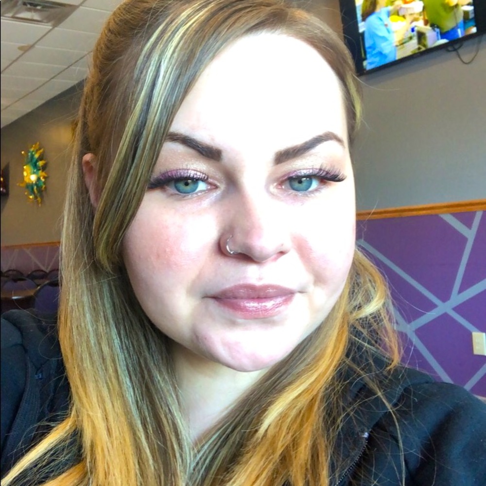 Meet your Posher, Kristin